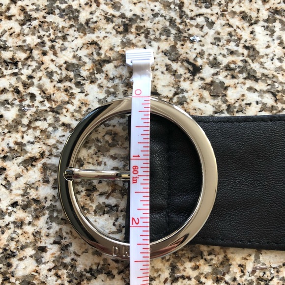 DKNY NWT Soft Black Leather Belt - Picture 5 of 6